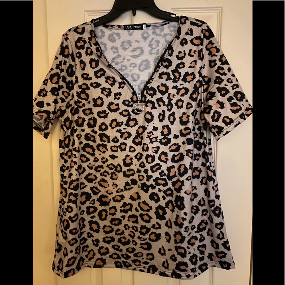 Cute NWOT summer top